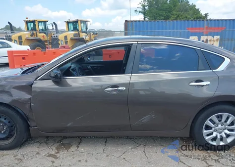 2013 Nissan Altima 2.5 S z USA, uszkodzony, nr VIN 1N4AL3AP2DC294763